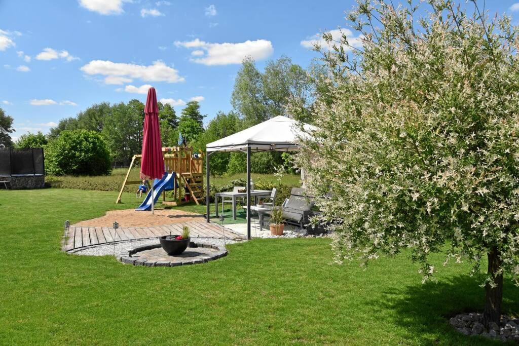 Ferienwohnung Gartenblick An Der Mainschleife Schwarzach am Main Luaran gambar